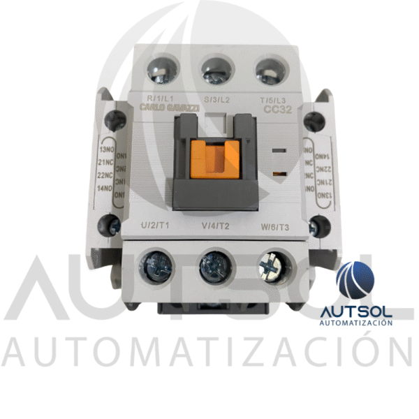 Contactor Trifásico Carlo Gavazzi CC32SA120 | 32A AC-3 | Bobina 120VAC | 3 polos + 1NA+1NC auxiliar | Riel DIN