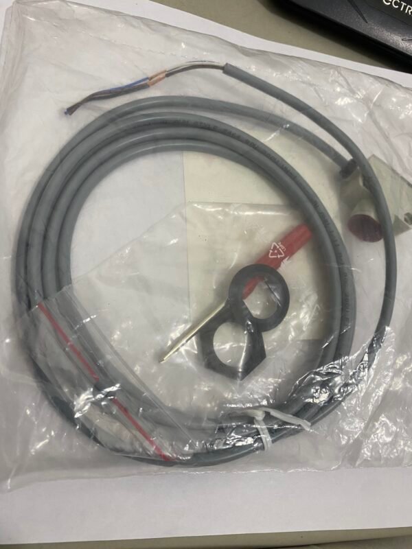 Sensor Fotoeléctrico Carlo Gavazzi PH18CND10NASA | Difuso 1m (1000mm) | Salida NPN NA | Rectangular Cable