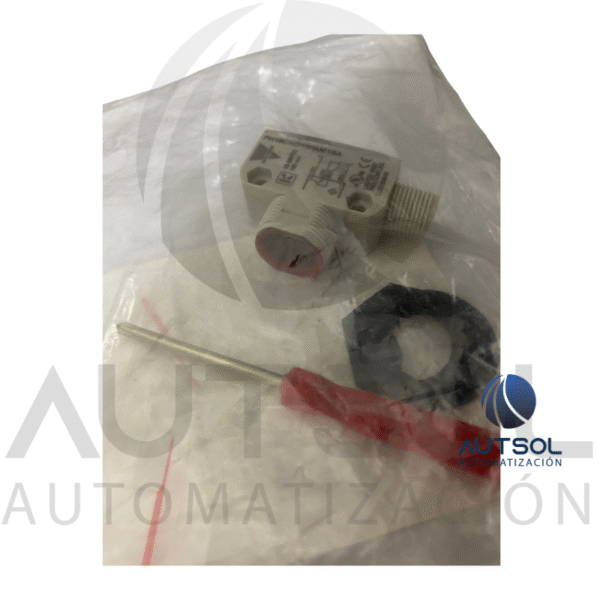 Sensor Fotoeléctrico Carlo Gavazzi PH18CND10PASA | Difuso 1m (1000mm) | PNP NA Cable Rectangular Ajustable