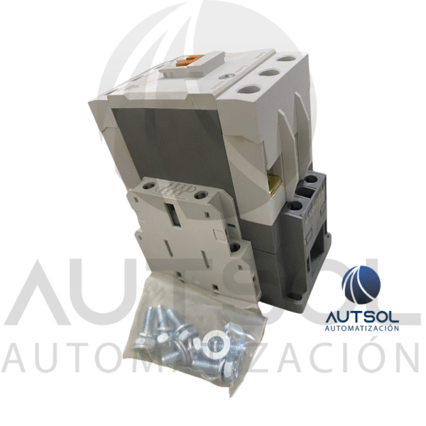 CC65SA120 (3) Contactor Trifásico Carlo Gavazzi CC65SA120 | 65A AC-3 | Bobina 120VAC | 3 Polos + 1NA+1NC Aux | Riel DIN