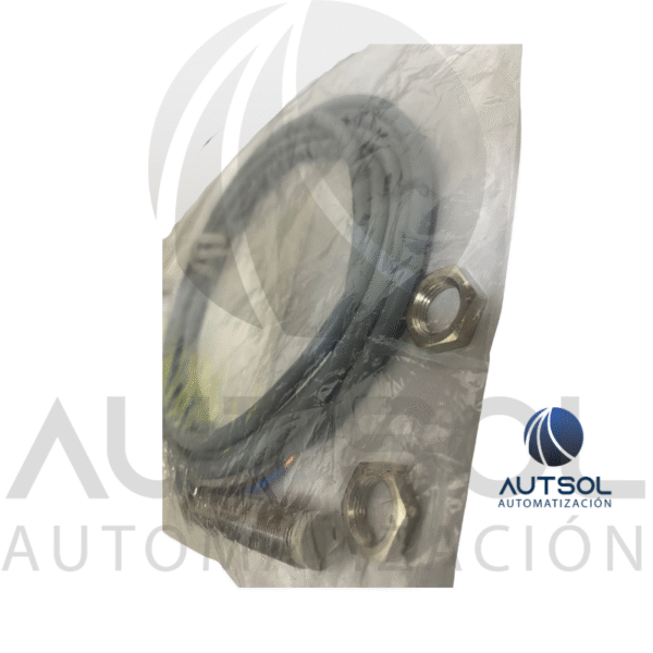 Sensor Inductivo M12 Carlo Gavazzi EI1204TBCSL | 4mm No Rasante | 2 Hilos AC (20-250V) | Salida NC Cuerpo Corto Plástico