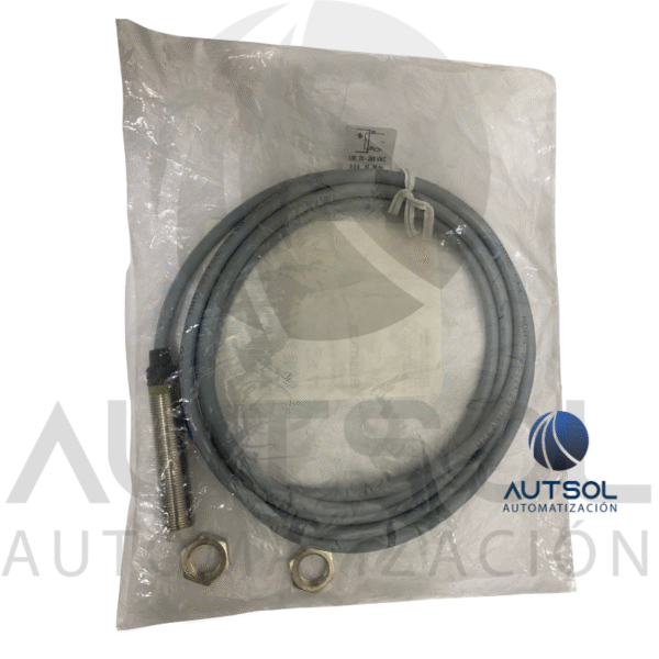 Sensor Inductivo M12 Carlo Gavazzi EI1204TBCSL | 4mm No Rasante | 2 Hilos AC (20-250V) | Salida NC Cuerpo Corto Plástico