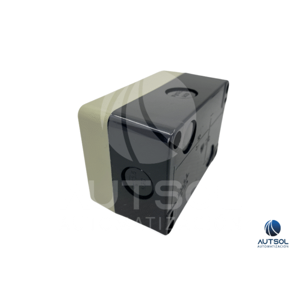 Caja Botonera Carlo Gavazzi PBBOX2HBG | 2 Puestos Ø22mm | Gris/Negra | Estación Control Montaje Superficial