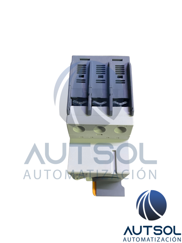 Guardamotor Magnético / Electromecánico Carlo Gavazzi GMS-32H 22A (Serie GMS) | Interruptor de Protección de Motor | Rango de Ajuste Térmico 14 ~ 22 A | Disparo Magnético de Alta Capacidad (286 A) | Capacidad de Ruptura Icu 50 kA a 400/415 V | Accionamiento por Maneta Giratoria (Rotary Handle) | Montaje en Riel DIN-35 / Panel | Ancho de 45 mm