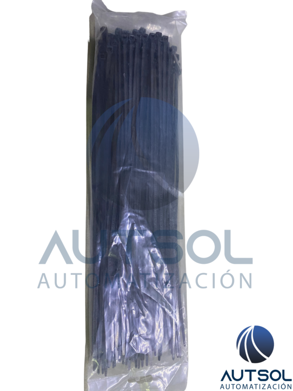 PKB36300A0 (1) Cincho / Abrazadera de Amarre para Cables Altech PKB36300A0 (Serie PKB) | Longitud 300 mm | Ancho 3.6 mm | Color Negro (Resistente a Rayos UV) | Resistencia a la Tensión 18 kg (40 lbs) | Material Nylon 6/6 Ignífugo | Paquete de 100 Piezas